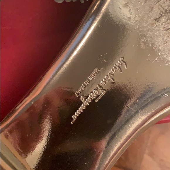 Ferragamo sandals - Picture 4 of 8